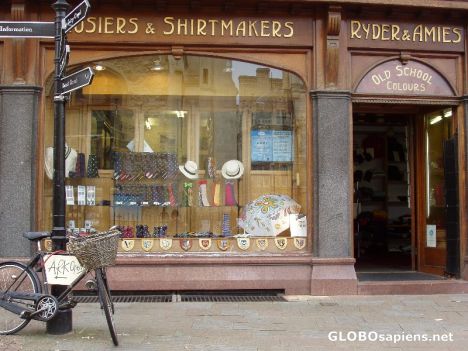 Postcard College Shop