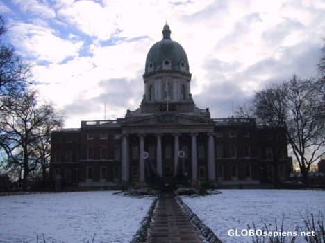 Postcard War museum