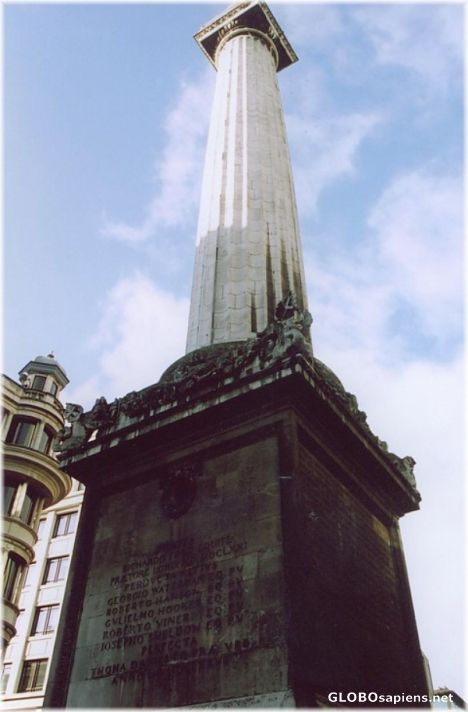 Postcard Memorial to the Great Fire of London
