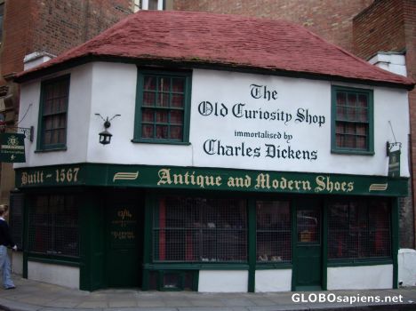 Postcard The Old Curiosity Shop