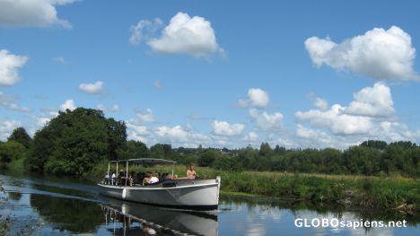 Postcard Exeter Canal, the ferry.