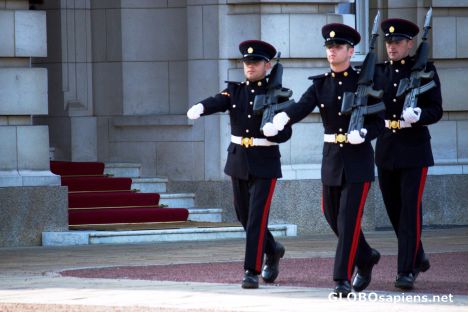 Postcard Changing of the Guard -
