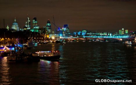 Postcard Skyline at night -