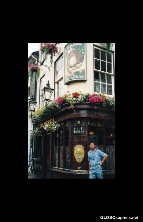 Postcard Smallest Pub