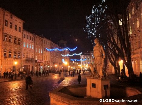 Postcard Lwów (UA) - Rynok at night 2