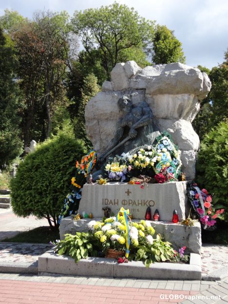 Postcard Lychakiv Cemetery