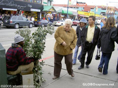 Postcard Not everybody loves the Bush Man, San Francisco