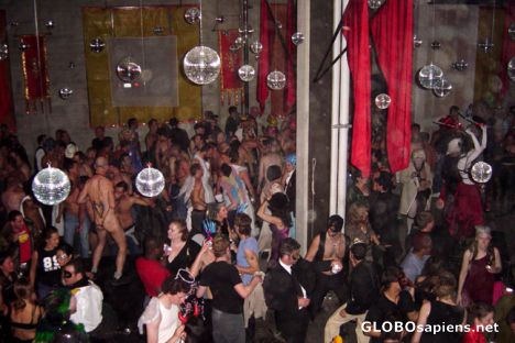Postcard dance rave