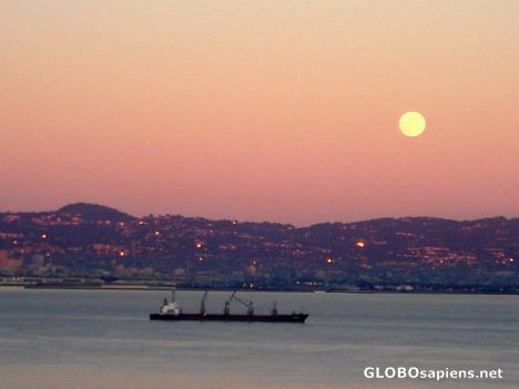 Postcard Moon over the Bay.