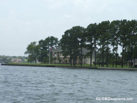 Postcard Lakeside view