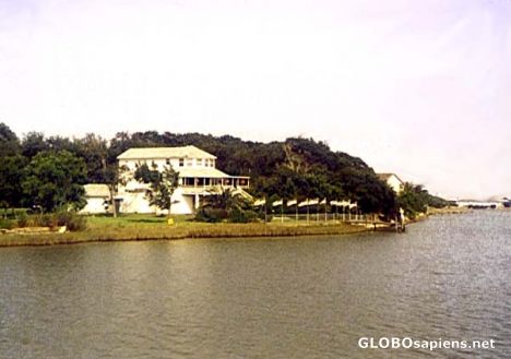 Postcard Mansion at Sealevel