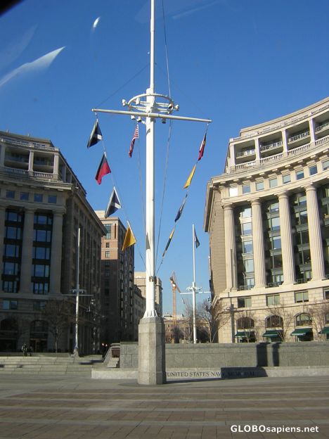 Postcard Naval Monument