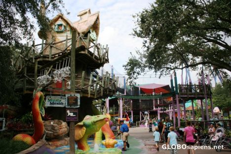 Postcard Busch Gardens; The land of the Dragons