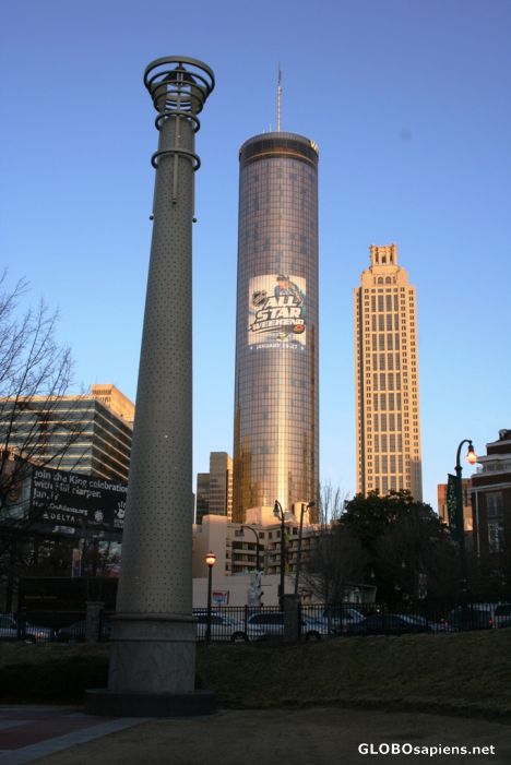 3 high structures --> Before sunset