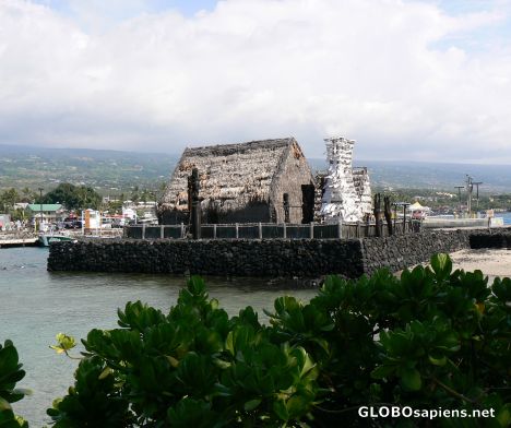 Postcard Remains of the ahu'ena heiau