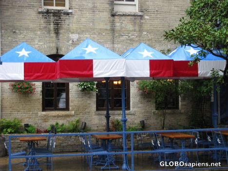 Postcard Restaurant on the River Walk