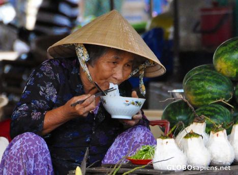Lunch in Na Trang Market, Vietnam