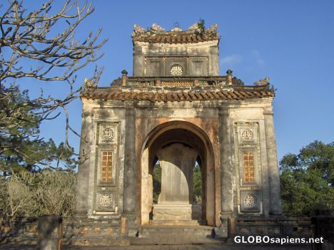 Postcard Royal Tombs 2