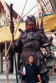 Outside Wat Phanan Choeng