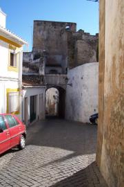 The castle over an Arab arch