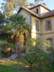 One of many great old houses sprinkled throughout the city and its suburbs One of many great old houses sprinkled throughout the city and its suburbs