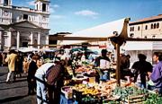Piazza and market, L'Aquila