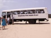Four wheel drive bus