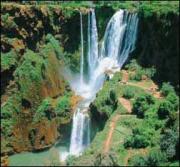 Wide veiw of falls