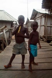 Nzulezu travelogue picture