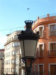 Details of a lightpost at the bottom of the castle hill