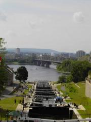 Locks between the Canal and Ottawa River Locks between the Canal and Ottawa River