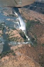 Victoria Falls travelogue picture