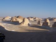 White Desert travelogue picture