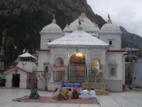 Life in Gangotri...