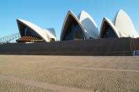 Sydney (AU) - the Opera House up and close