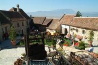 Rasnov (RO) - picturesque hill with a citadel