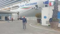 Toulon - port away from the city!